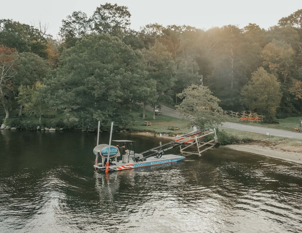 Hydrohoist System Makes Dock Installation Easy